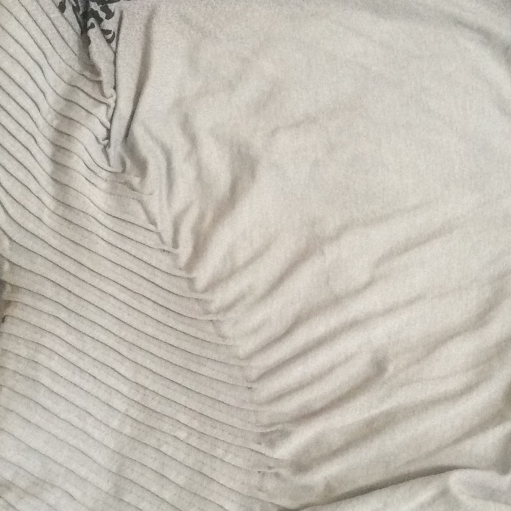 Joseph Ribkoff Blouse - Picture 4 of 4